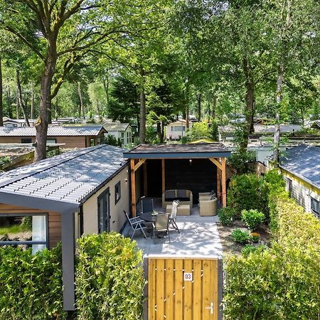 Veluwe Hoenderloo Luxury Chalet With Private Sauna And Hot Tub - Swimming Pool Tennis Court Supermarket Bowling Alley Theatre And Entertainment For Children エクステリア 写真