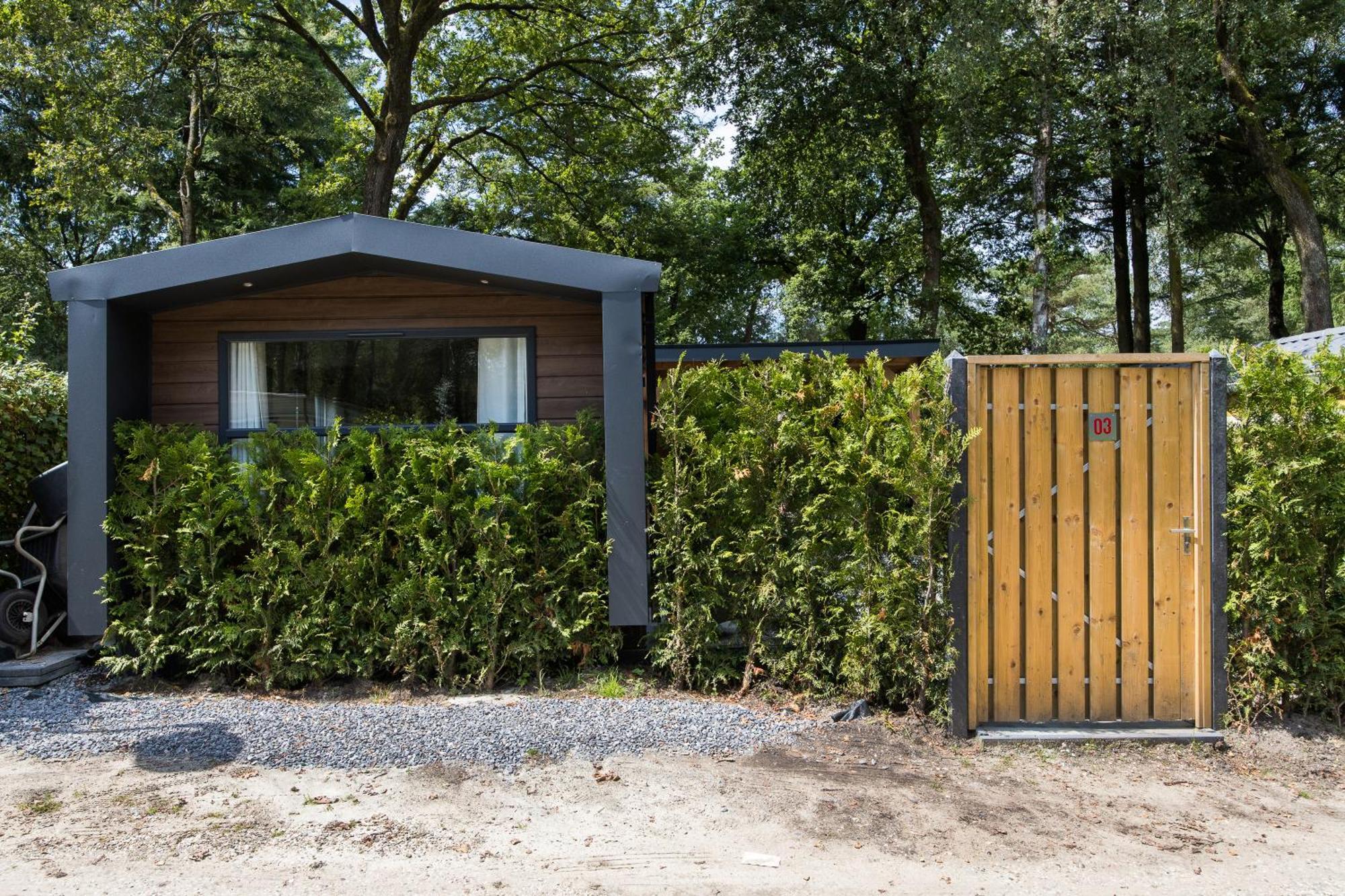 Veluwe Hoenderloo Luxury Chalet With Private Sauna And Hot Tub - Swimming Pool Tennis Court Supermarket Bowling Alley Theatre And Entertainment For Children エクステリア 写真