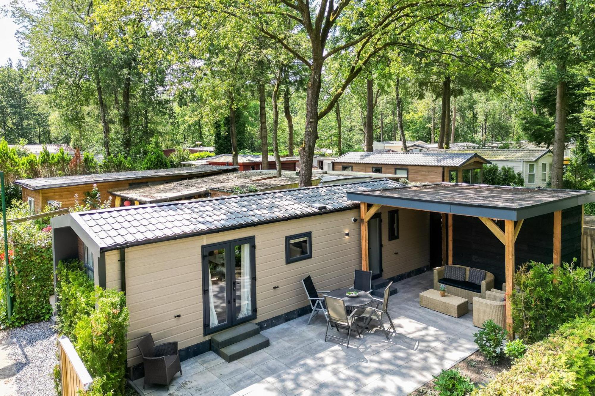Veluwe Hoenderloo Luxury Chalet With Private Sauna And Hot Tub - Swimming Pool Tennis Court Supermarket Bowling Alley Theatre And Entertainment For Children エクステリア 写真