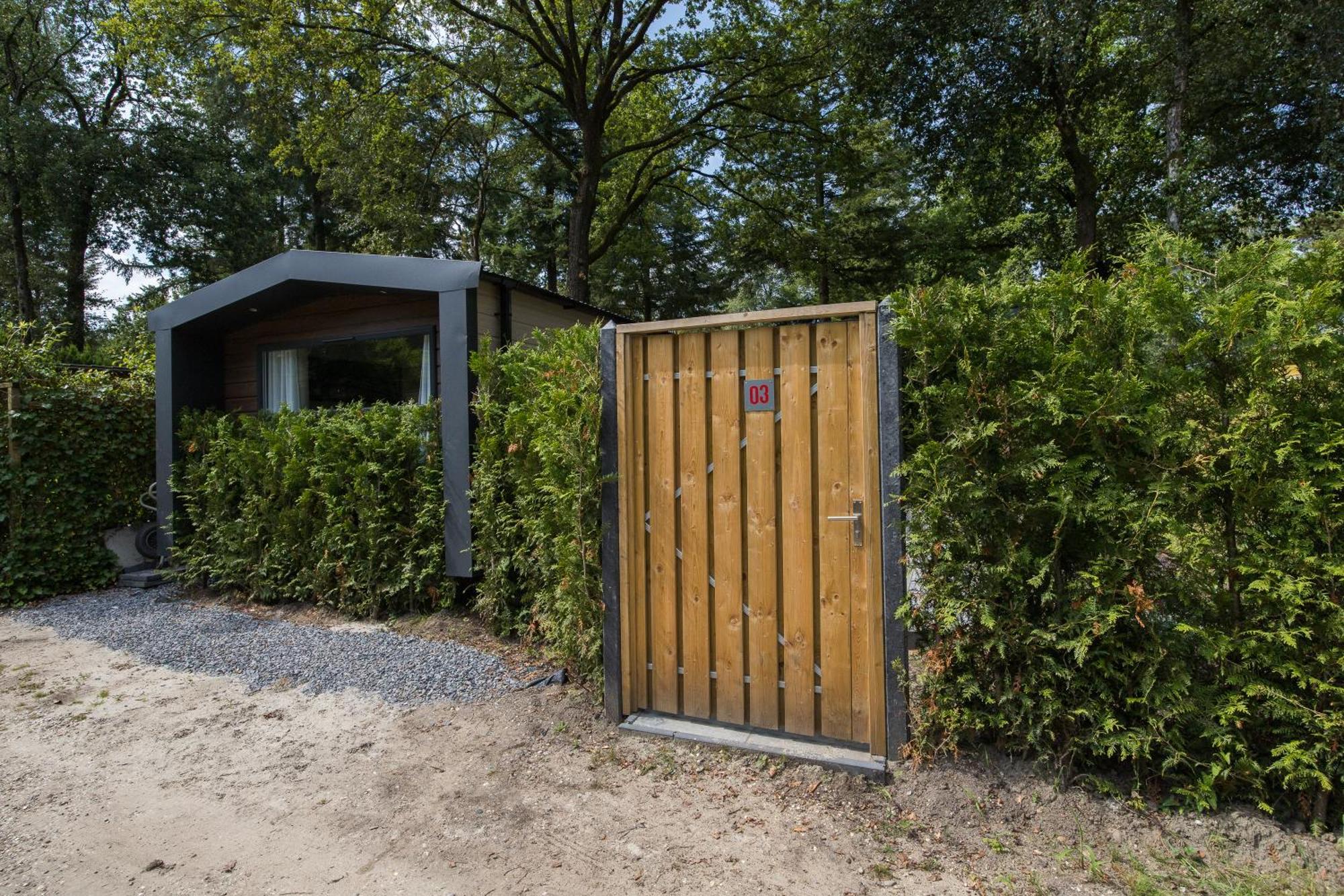 Veluwe Hoenderloo Luxury Chalet With Private Sauna And Hot Tub - Swimming Pool Tennis Court Supermarket Bowling Alley Theatre And Entertainment For Children エクステリア 写真